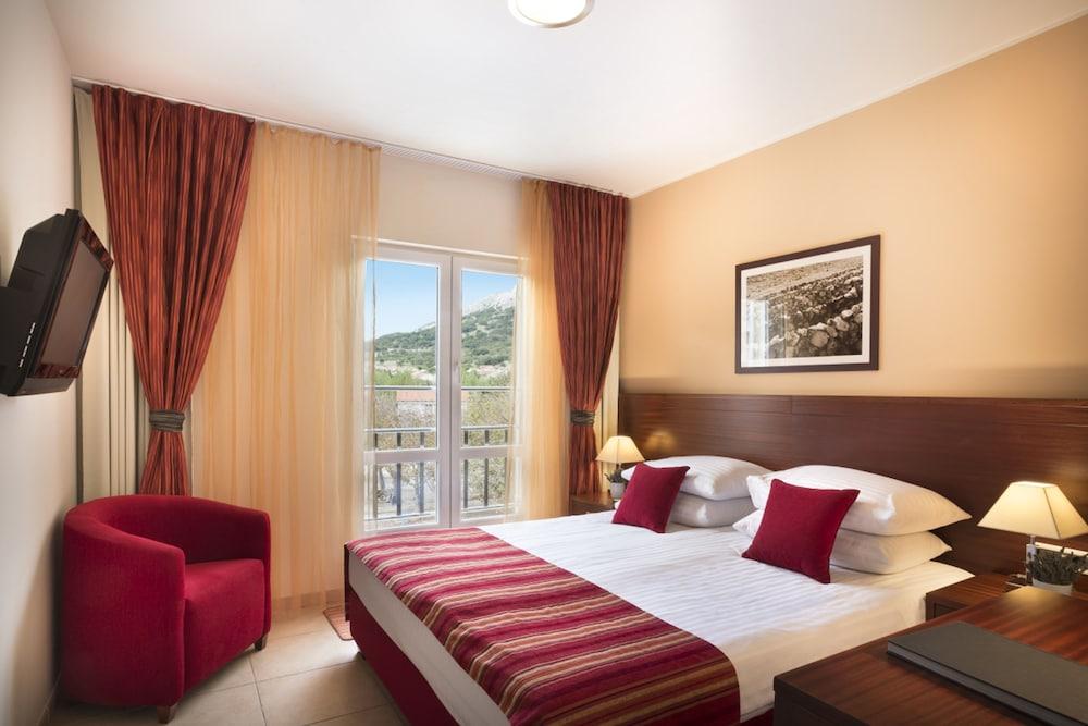 Valamar Atrium Residence Baška Extérieur photo