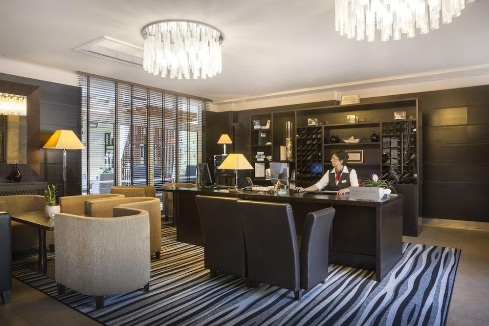 Valamar Atrium Residence Baška Extérieur photo
