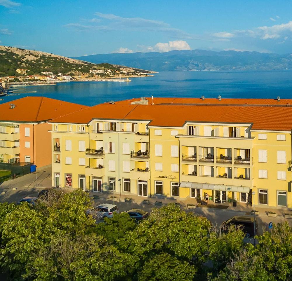 Valamar Atrium Residence Baška Extérieur photo