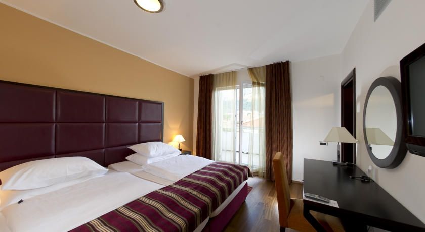 Valamar Atrium Residence Baška Extérieur photo